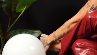 Agata Fak feet photo thumbnail