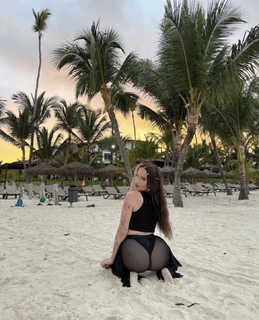 Agata Fak feet photo thumbnail