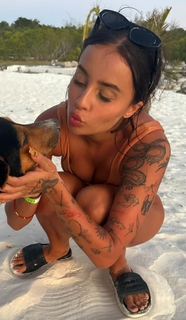 Agata Fak feet photo thumbnail