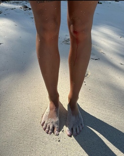 Agata Fak feet photo thumbnail