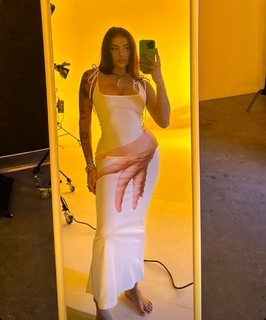 Agata Fak feet photo thumbnail