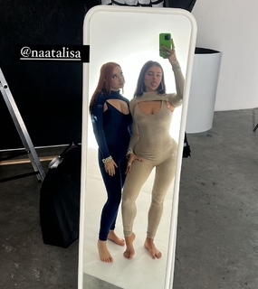 Agata Fak feet photo thumbnail