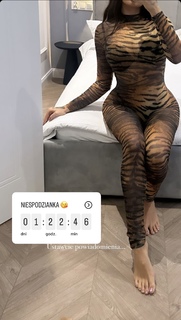 Agata Fak feet photo thumbnail