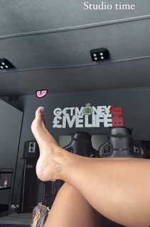 Agata Fak feet photo thumbnail