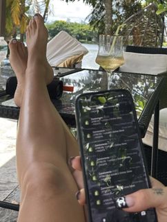 Agata Fak feet photo thumbnail