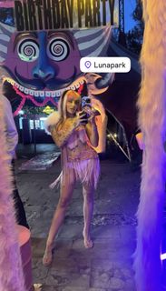 Agata Fak feet photo thumbnail