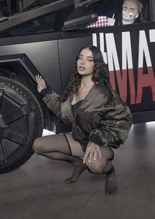 Agata Fak feet photo thumbnail