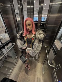 Agata Fak feet photo thumbnail