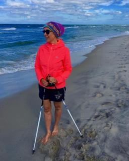 Agata Mlynarska feet photo thumbnail