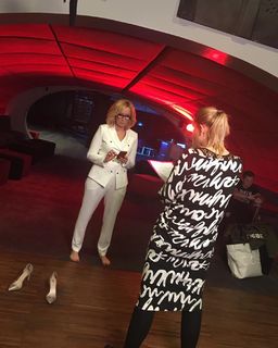 Agata Mlynarska feet photo thumbnail