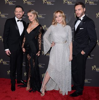 Agata Mlynarska feet photo thumbnail