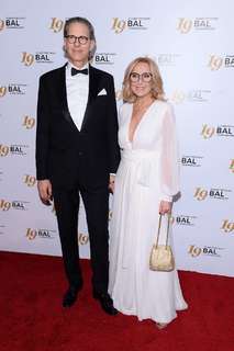 Agata Mlynarska feet photo thumbnail