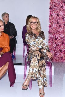 Agata Mlynarska feet photo thumbnail