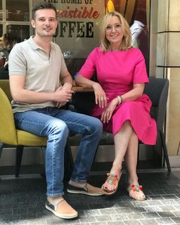 Agata Mlynarska feet photo thumbnail