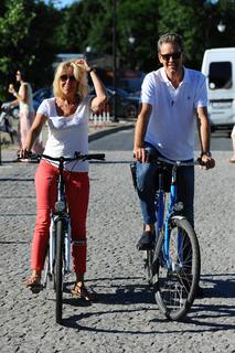 Agata Mlynarska feet photo thumbnail