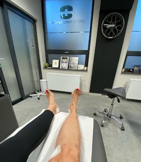 Agata Mlynarska feet photo thumbnail