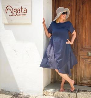 Agata Mlynarska feet photo thumbnail