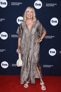 Agata Mlynarska feet photo thumbnail