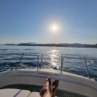 Agata Mlynarska feet photo thumbnail