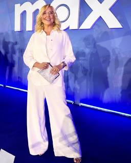 Agata Mlynarska feet photo thumbnail