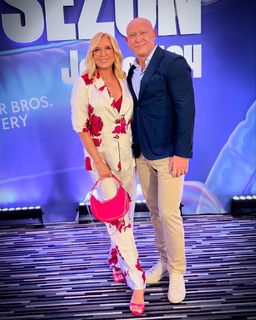 Agata Mlynarska feet photo thumbnail