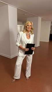 Agata Mlynarska feet photo thumbnail