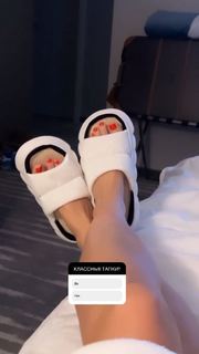 Agata Mutsenietse feet photo 20