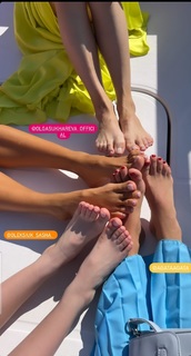 Agata Mutsenietse feet photo 2