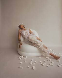 Agata Mutsenietse feet photo 11