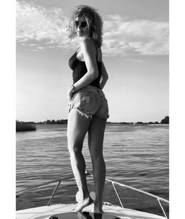 Agata Zalecka feet photo 3