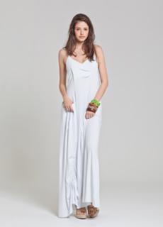 Agatha Moreira feet photo thumbnail