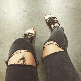 Agatha Moreira feet photo thumbnail