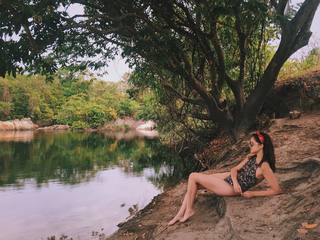 Agatha Moreira feet photo thumbnail