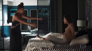 Agatha Moreira feet photo thumbnail