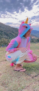 Agatha Moreira feet photo thumbnail