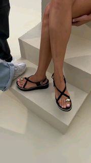 Agatha Moreira feet photo thumbnail