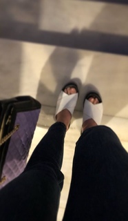 Agathe Auproux feet photo thumbnail