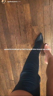 Agathe Auproux feet photo thumbnail