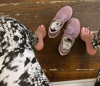 Agathe Auproux feet photo thumbnail