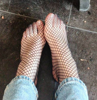 Agathe Auproux feet photo thumbnail