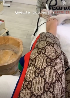 Agathe Auproux feet photo thumbnail