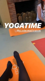 Agathe Auproux feet photo thumbnail