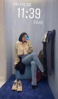 Agathe Auproux feet photo thumbnail