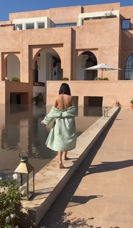 Agathe Auproux feet photo thumbnail