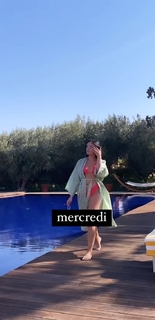 Agathe Auproux feet photo thumbnail