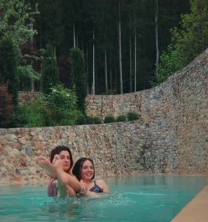 Agathe Auproux feet photo thumbnail