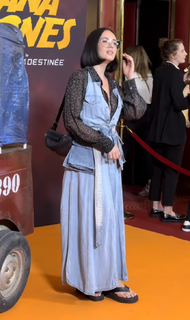 Agathe Auproux feet photo thumbnail