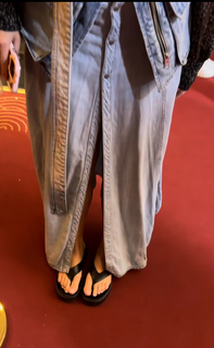 Agathe Auproux feet photo thumbnail