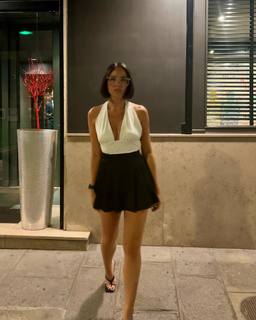Agathe Auproux feet photo thumbnail