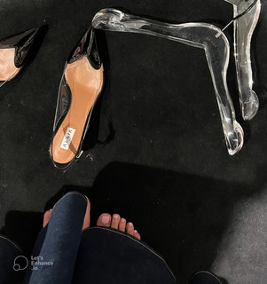 Agathe Auproux feet photo thumbnail